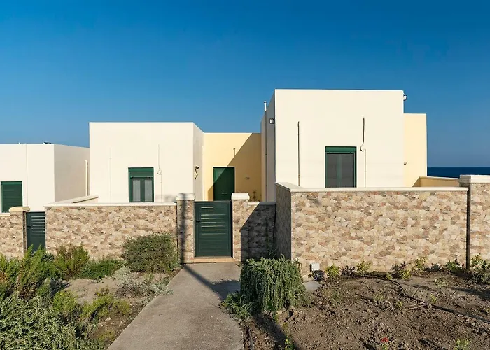 House Almyra